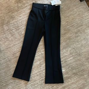 Black stretch bootcut pants/legging size medium but run smaller than a medium
